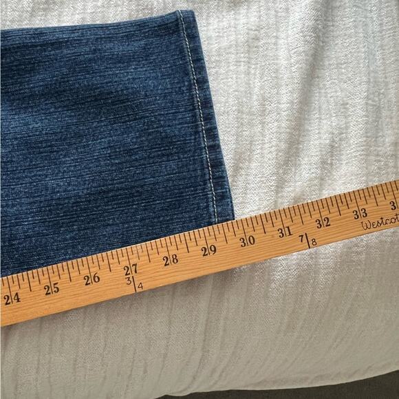 NWT Gloria Vanderbilt Jeans - Amanda Blue Straight Leg Classic Fit - 8 - Picture 11 of 12